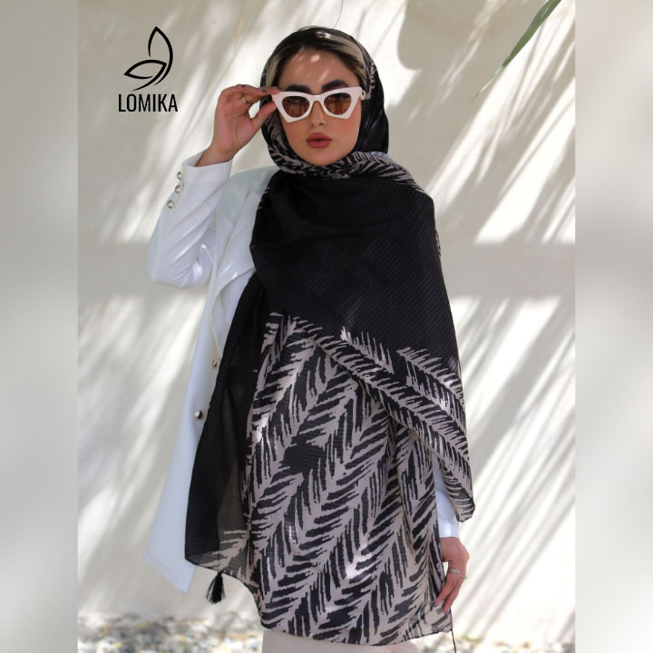شال طرحدار